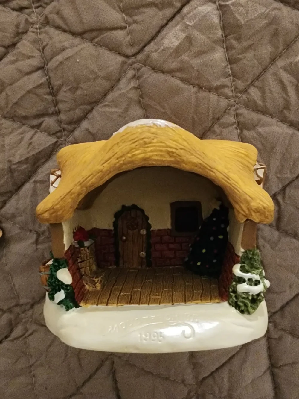 Hallmark - A Moustershire Christmas